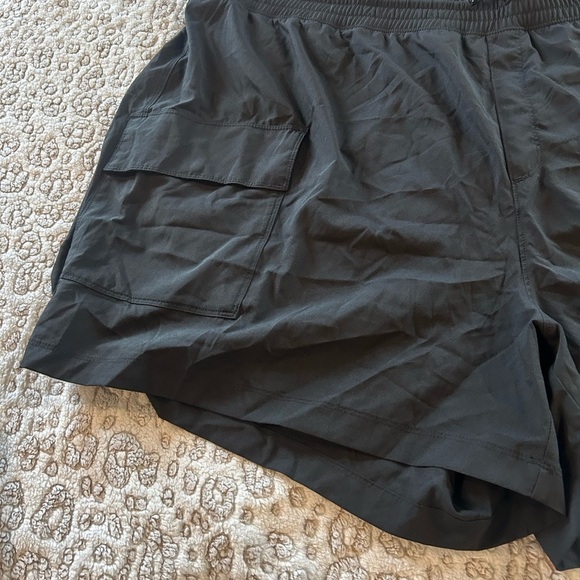 NWT Old Navy Plus Size 4X Shorts - Picture 2 of 6